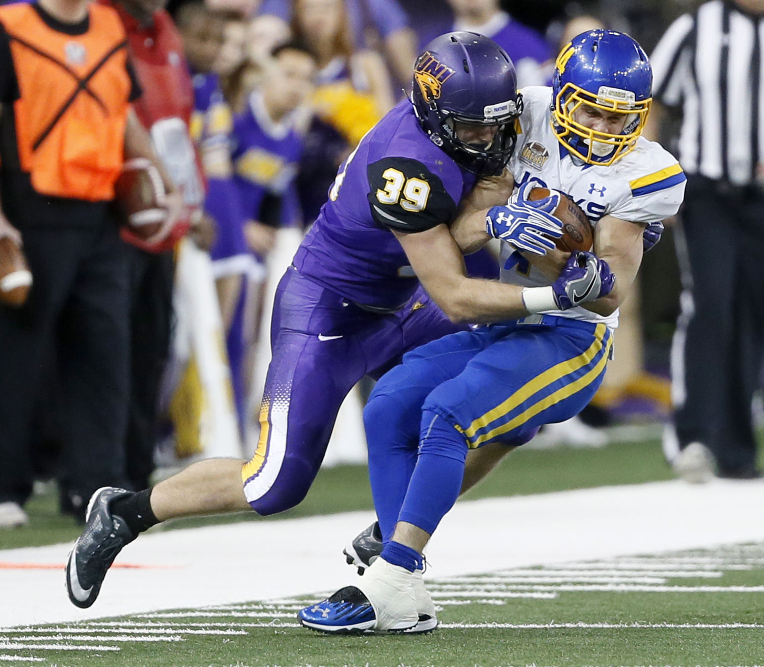 111916bp-uni-s-dakota-st-09